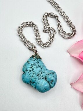 Vintage Southwestern Blue Stone Nugget Pendant Necklace Boho Bohemian Layering